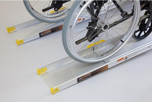 Actual product image The Ramp People Economy 35 cm telescopic ramp
