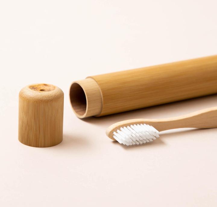 Actual product image Noya Bambus Zahnbürste und Reisebox (1 x)