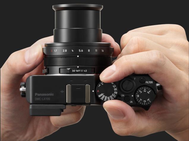 Image du produit Panasonic Lumix DMC LX100 (24 - 75 mm, 12.80 Mpx, Micro Four Thirds)