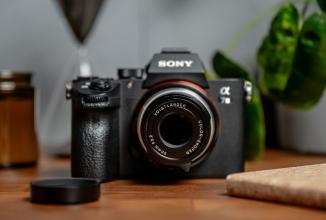 Actual product image Voigtländer Color-Skopar 50mm / 2.2 VM (M-Bajonett, full size)