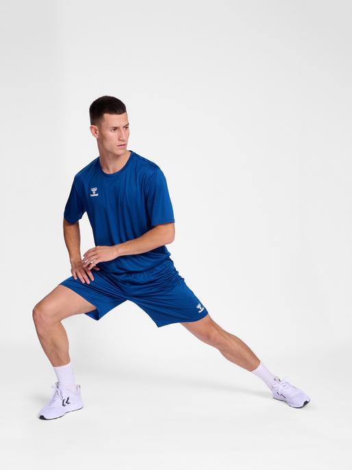 Actual product image hummel Hmlessential shorts (4XL)