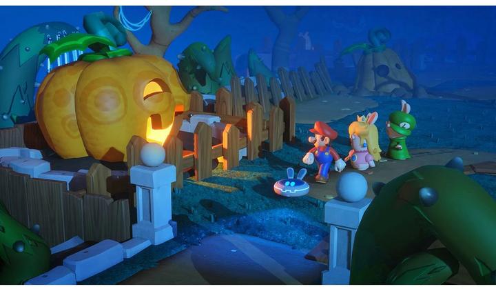 Produktbild Ubisoft Bundle Mario Rabbids Kingdom Battle (Gold) + Wireless Pro Pad X (Switch)