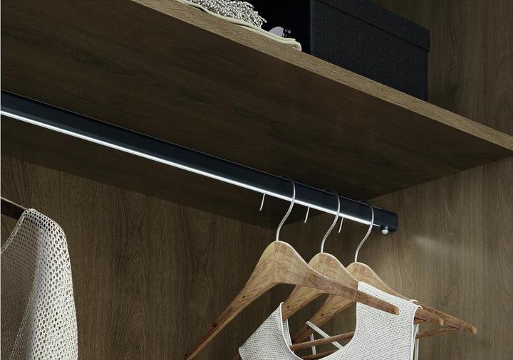 Actual product image Halemeier LitePipe slim 1192mm, schwarz, xw (Warm white, 119.20 cm, Indoor)