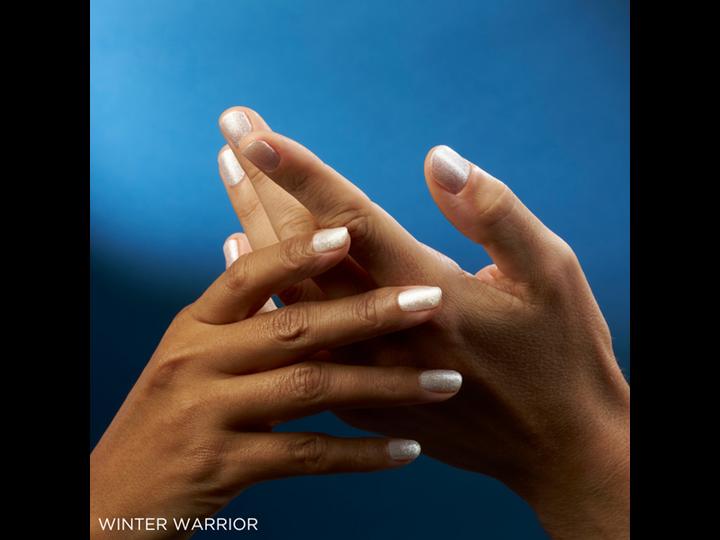 Immagine prodotto CND Smalto UV Shellac Winter Warrior n. 479 Bianco Glitterato (Bianco, Smalto per unghie effetto gel)