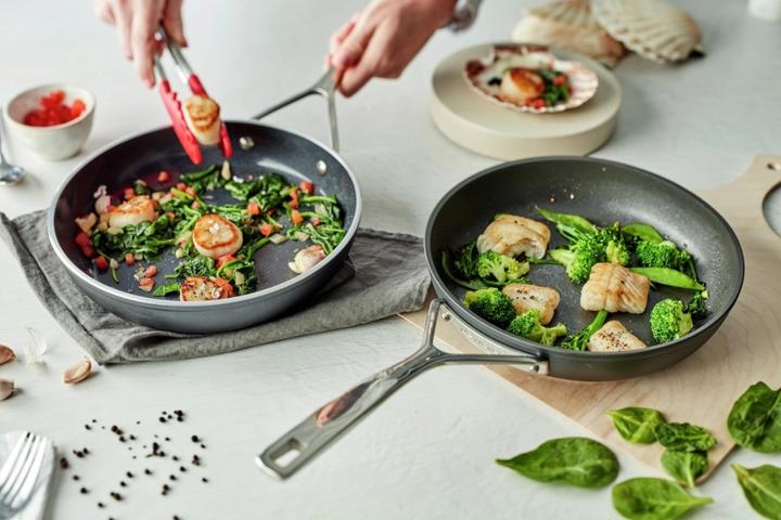 Actual product image Demeyere Alu Pro frying pan non-stick ø26 cm h:5.5cm (26 cm, Frying pan, Aluminium)