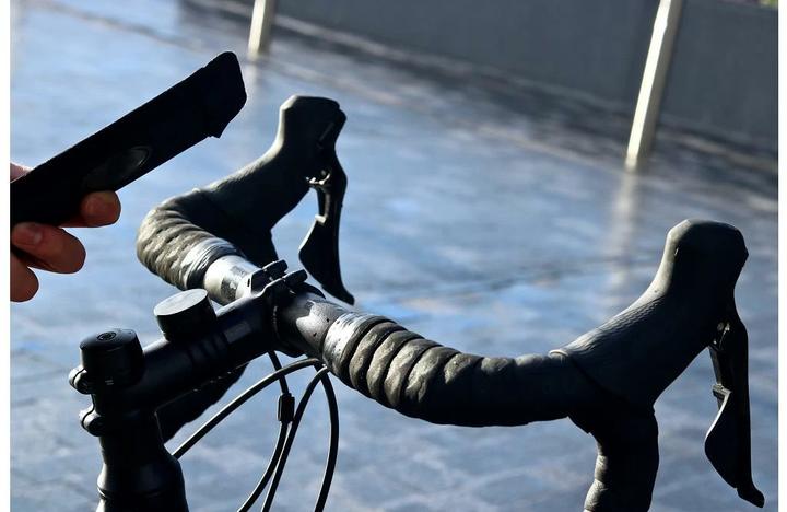 Actual product image Shapeheart Magnetic Bike Mount 5.5
