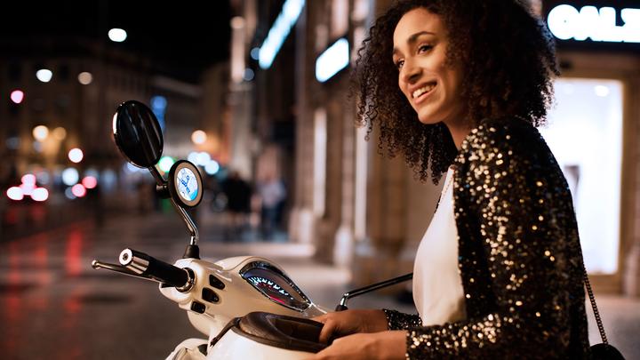 Produktbild TomTom Vio (2.40")