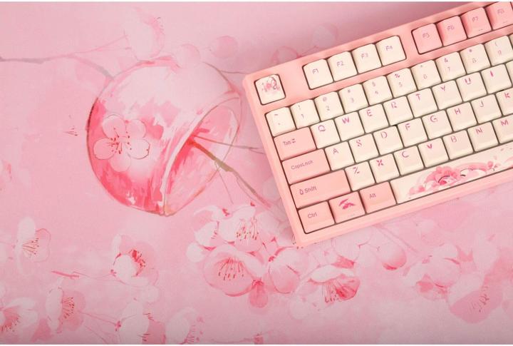 Actual product image Varmilo Sakura R2 (XXL)