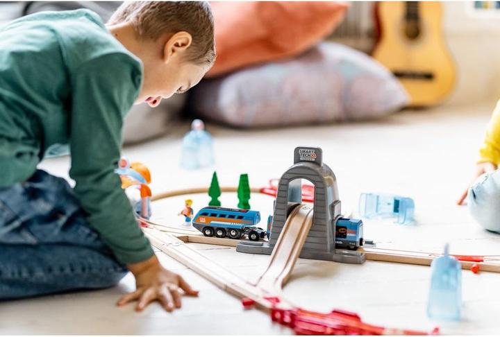 Produktbild Brio Smart Tech Tunnel Reisezug Set