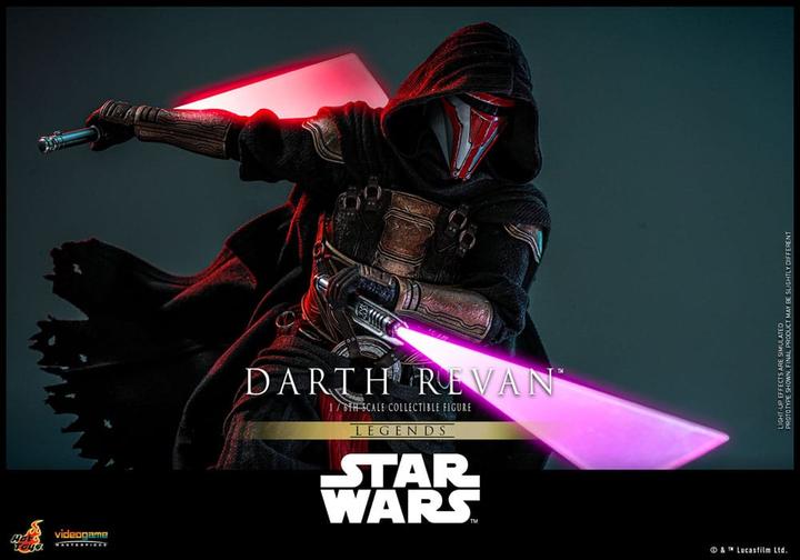Actual product image Hot Toys Star Wars Legends Videogame Masterpiece 1/6 Darth Revan
