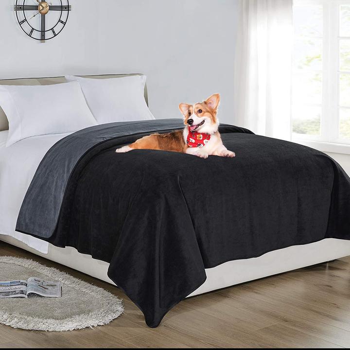 Actual product image Softan Waterproof blanket 178x230cm AnthraciteBlack. (Dog, Cat)