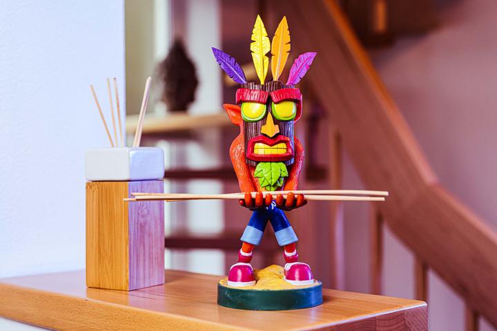 Image du produit Exquisite Gaming Crash Bandicoot: Crash Aku Cable Guy (Xbox 360, Mac, PS4, Switch, PS5, Xbox One S, PC, Xbox Series X)
