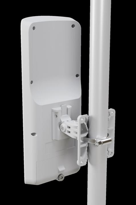 Actual product image MikroTik L22UGS-5HAXD2HAXD-15S - (2400 Mbit/s)