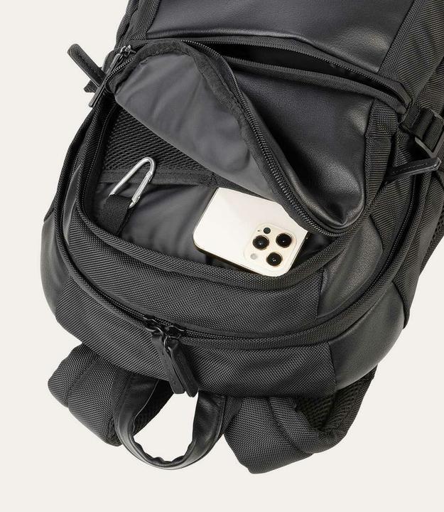 Image du produit Tucano Bravo Gravity - AGS Sac à dos pour ordinateurs portables jusqu'à 15,6 pouces, noir (4.90 l)