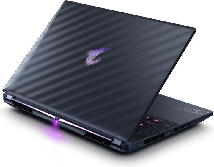 Produktbild Gigabyte Aorus Master 16 RTX 5080 (16", Intel Core Ultra 9 275HX, 32 GB, 2000 GB, DE)