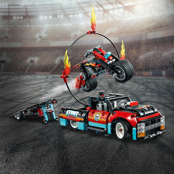 Image du produit LEGO Spectacle de cascadeurs avec camion et moto (42106, LEGO Technic)