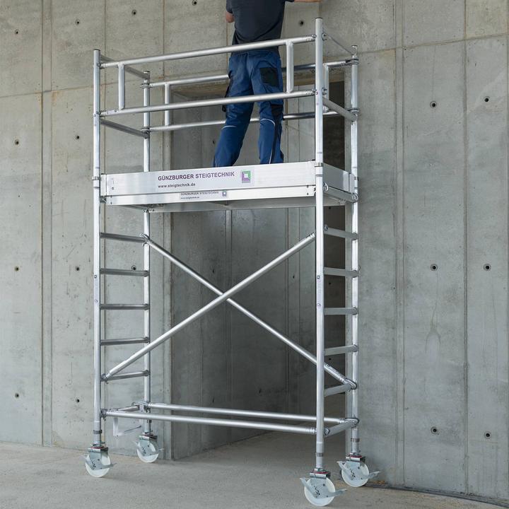 Produktbild Günzburger Rollgerüst 0,75 x 1,80 m mit Fahrbalken Plattformhöhe 6,45 m (Gerüst, 180 cm)