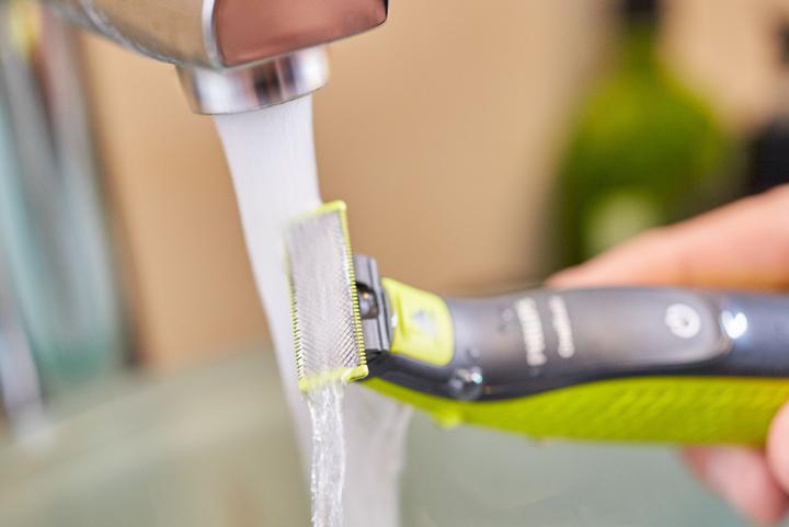 Image du produit Philips OneBlade Tondre, styliser, raser, pour toutes les longueurs de cheveux