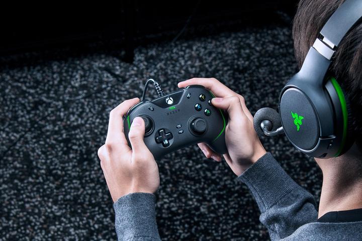 Immagine prodotto Razer Wolverine V2 (PC, Xbox One X, Xbox Series X, Xbox One S, Xbox Serie S)