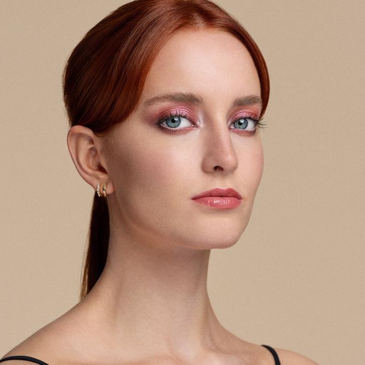 Actual product image Catrice Pro Slim Eyeshadow Palette Blushing Ocean (10)