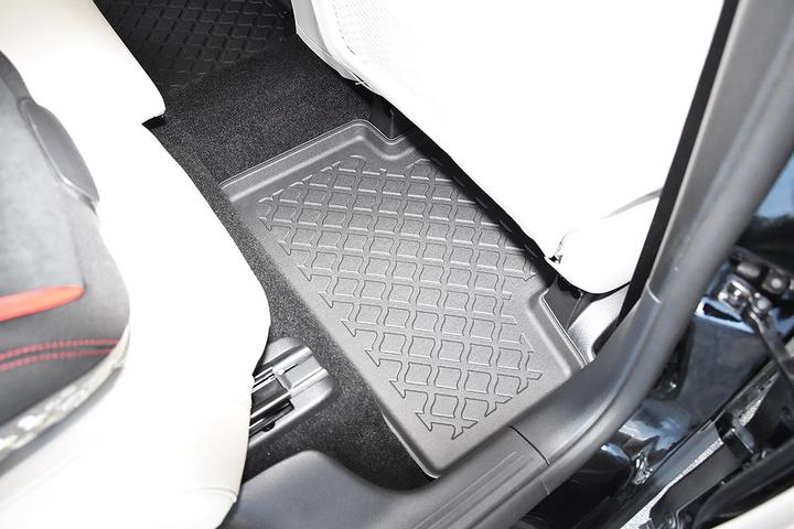 Produktbild Aristar Allwetter Fussmatten für Mercedes GLB ab 2019 bis heute (1 Set à 4 Fussmatten)