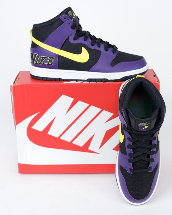 Produktbild Nike Schuhe Dunk HI PRM EMB (42)