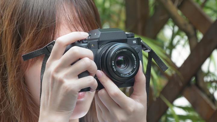 Produktbild TTArtisan 25mm f/2 für MFT (Micro Four Thirds, APS-C / DX)