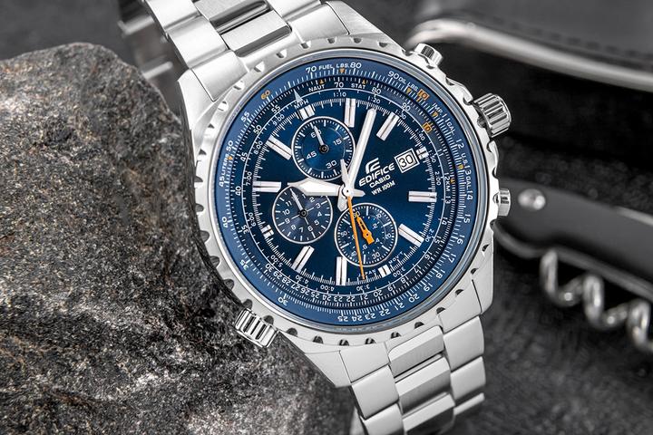 Produktbild Casio Edifice (Chronograph, 45 mm)