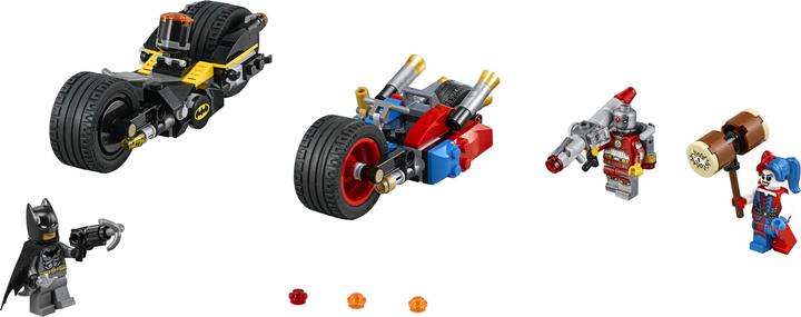 Actual product image LEGO Super Heroes Batman: Gotham City Cycle Chase (76053, LEGO DC)