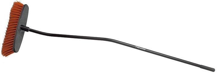 Produktbild Fiskars Ergonomic yard broom (curved) (1 Stk.)