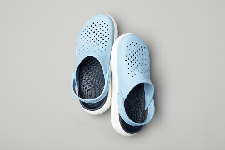 Actual product image Crocs InMotion Clog (37)