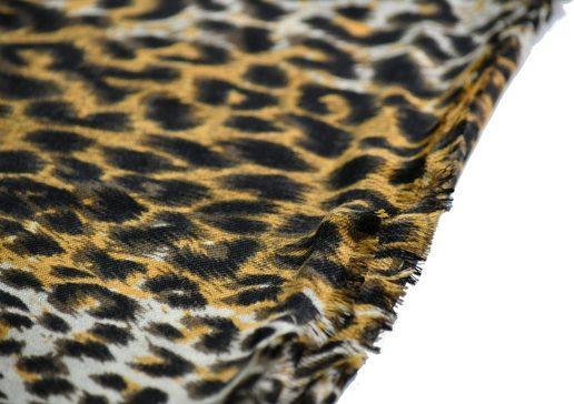 Produktbild Blue Chilli Schal mit Leopardenmuster
