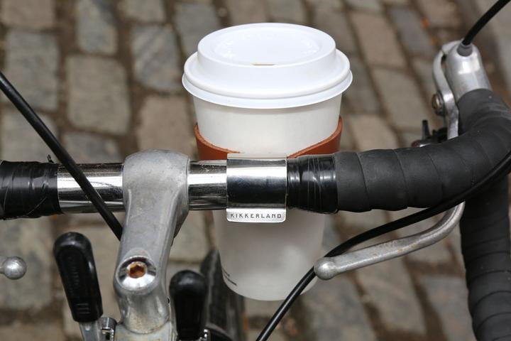 Produktbild Kikkerland Leather Bike Cup Holder (BB48)