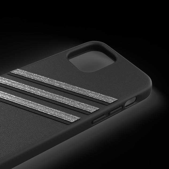 Actual product image adidas Moulded Case PU Woman (Apple iPhone 12)