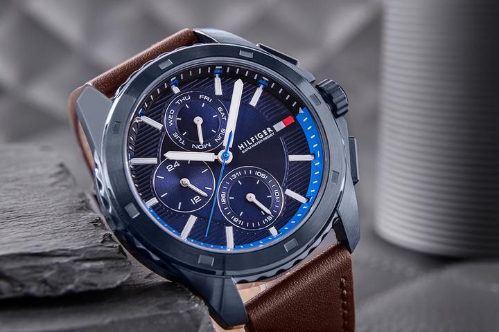 Immagine prodotto Tommy Hilfiger Walker Herrenuhr 1710632 + BOX (44 mm)