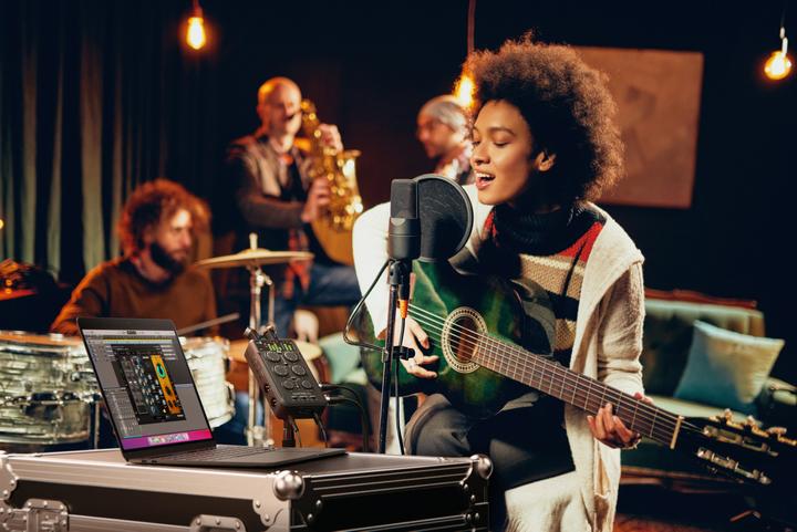 Produktbild IK Multimedia Audio Interface IRig Pro Quattro I/O Deluxe (USB)