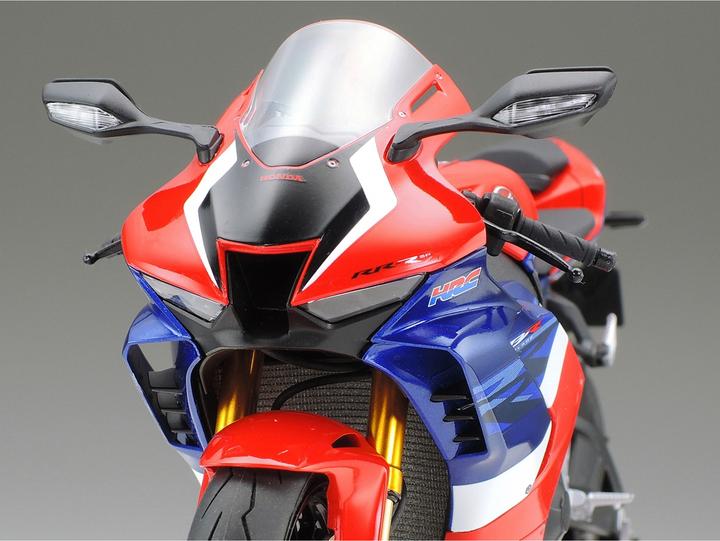 Produktbild Tamiya Honda CBR 1000-RR-R Fireblade SP
