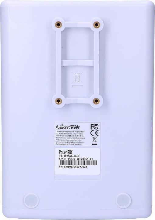 Actual product image MikroTik PowerBox, RB750P, PBr2 PowerBox 64MB RAM, 5xLAN (four with PoE, OUT), L4, outdoor, PS...