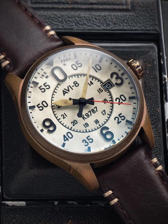 Actual product image AVI-8 AV-4090-07 (Pilot watch)