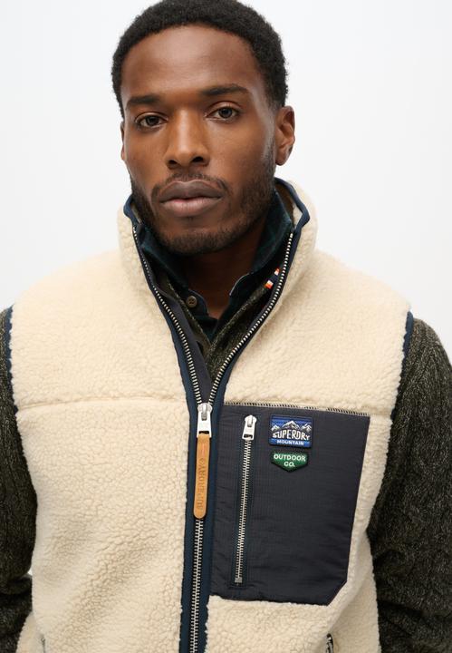Actual product image Superdry Vintage Retro Fleece Gilet (S)