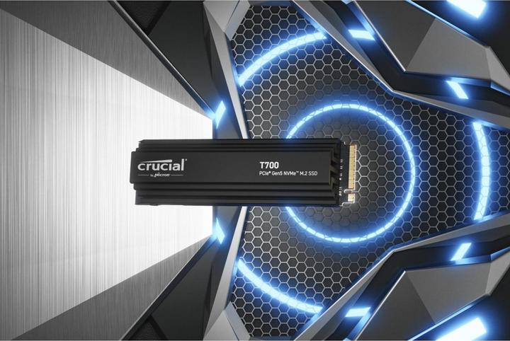 Actual product image Crucial T700 with Heatsink (1000 GB, M.2 2280)
