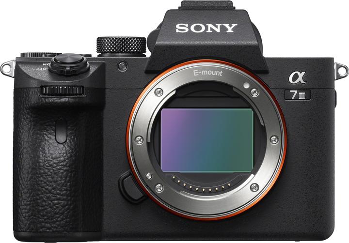 Produktbild Sony Alpha 7 III Kit (24 - 105 mm, 24.20 Mpx, Vollformat)