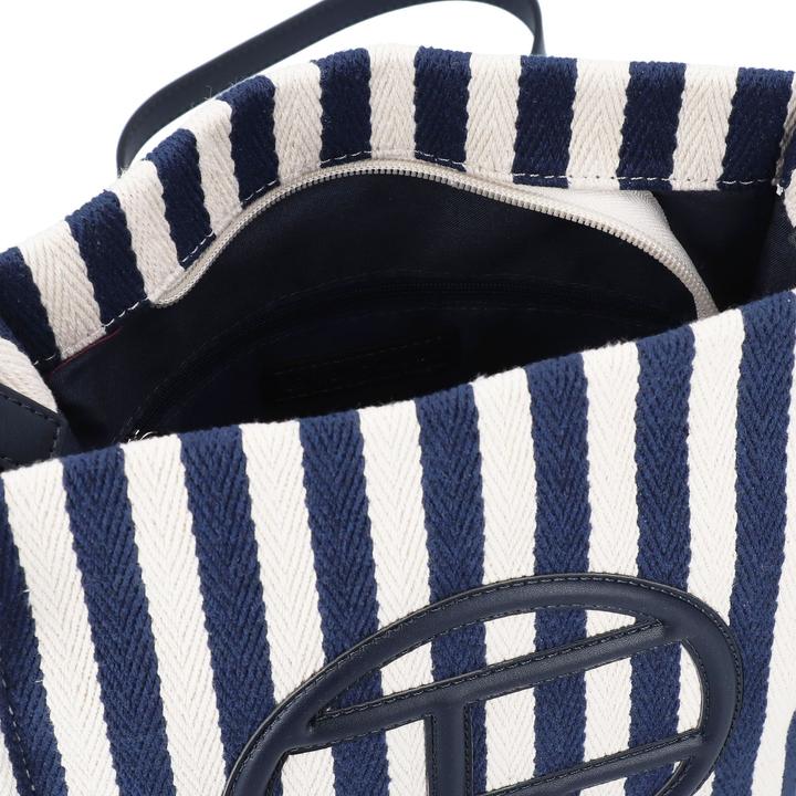 Actual product image Tom Tailor Romy shoulder bag 23.5 cm