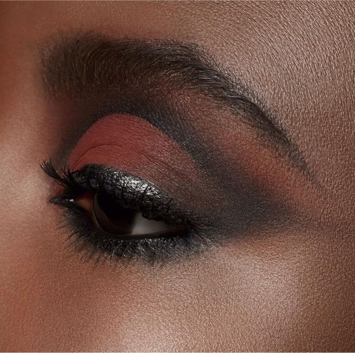 Produktbild MAC Cosmetics Powder Kiss Soft Matte Eye Shadow (Devoted To Chili)