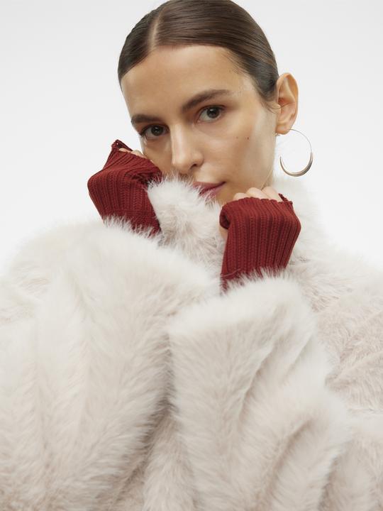 Actual product image Vero Moda VMMONROE jacket Faux fur jacket (XL)
