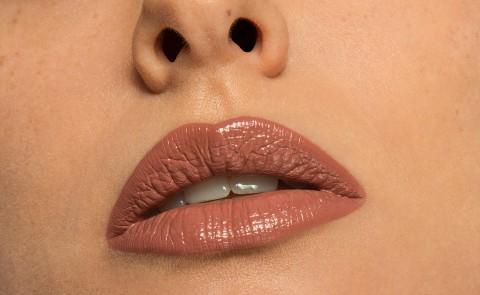 Image du produit Pupa Milano Nude Obsession Fluid Lipstick 04 Rose Corset (04 Rose Corset)
