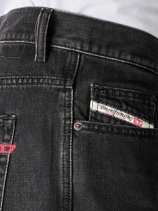 Produktbild Diesel 2020 D-Viker Jeans Straight Fit 09B88