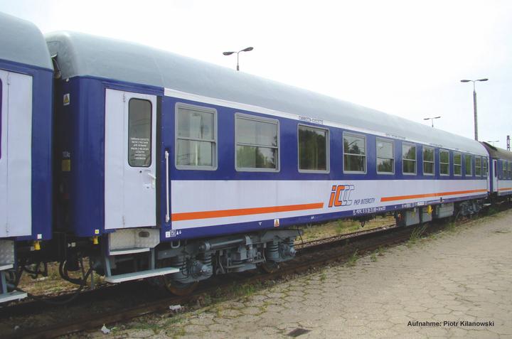 Actual product image Piko couchette car 110A PKP Intercity VI (Track H0)