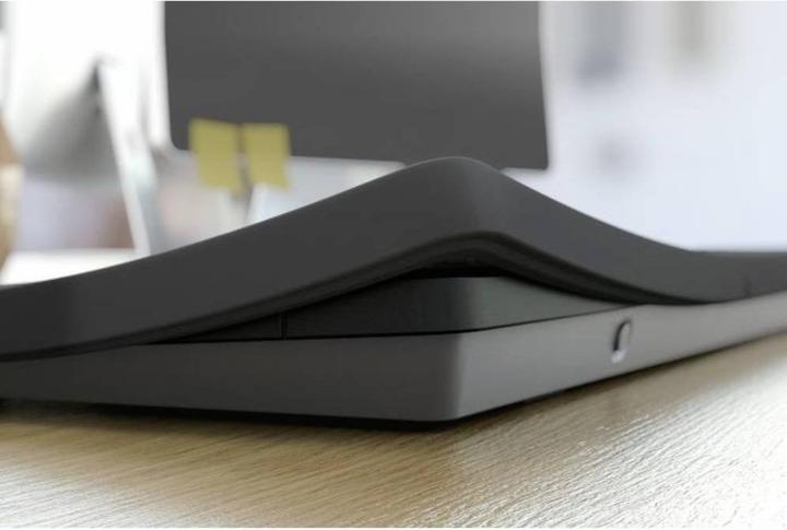 Actual product image CHERRY TAS STREAM PROTECT MEMBRANE DE-Layout black (DE, Wireless)