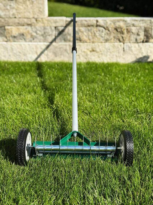 Produktbild Daygreen Hand-Vertikutierer VT-32